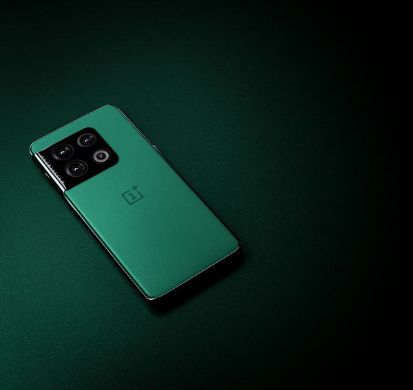 Впервые на Андроид спустя 9 лет c iPhone